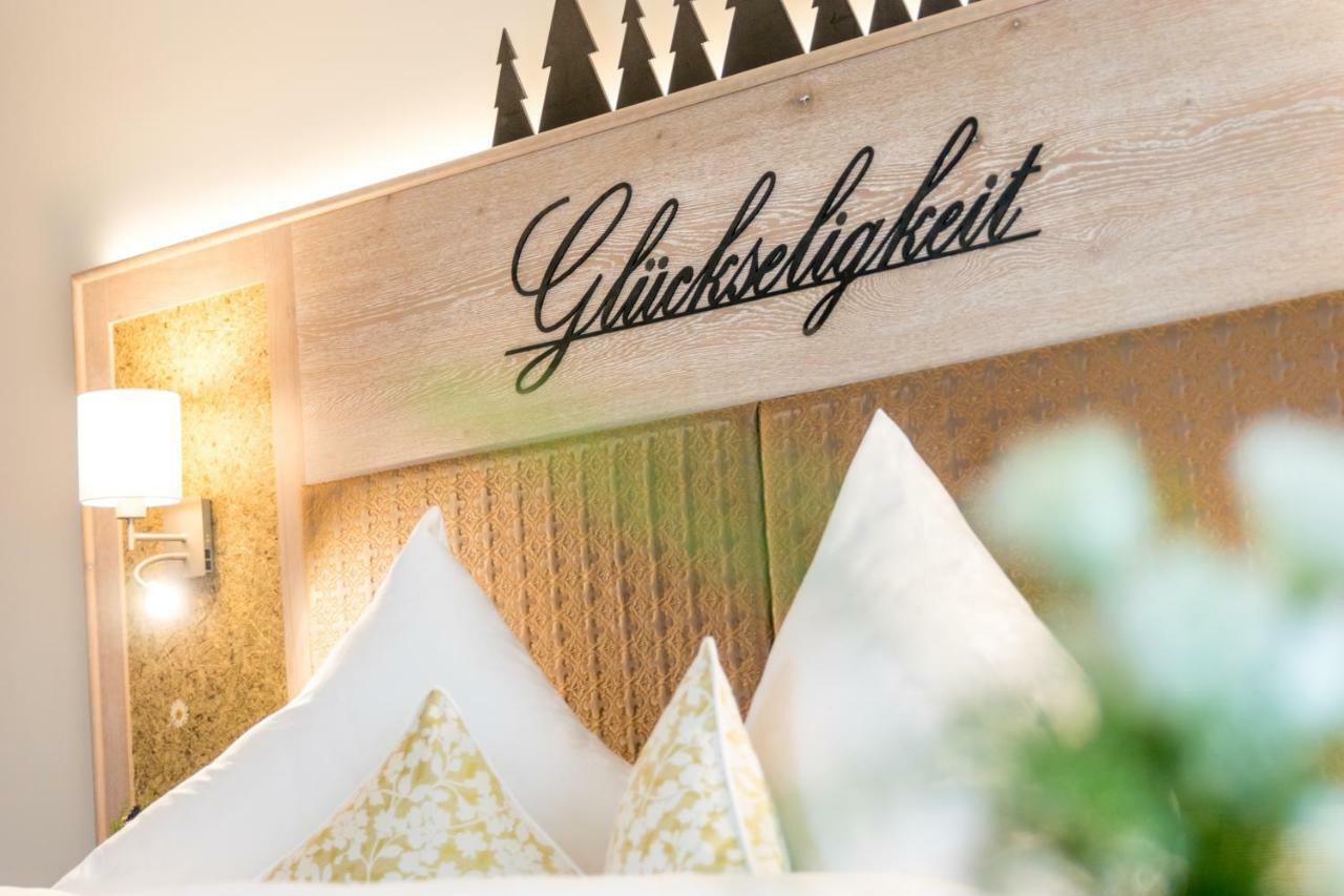 Fichtenwald-ihr Boutique I Glueck's Hotel Bad Fussing